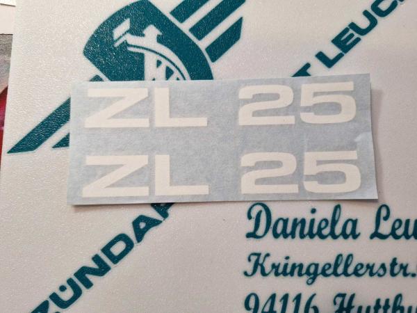 Zündapp Aufkleber 2 x " ZL 25 " Weiss Originalmaß Typ 460 Seitendeckel 460-10.118