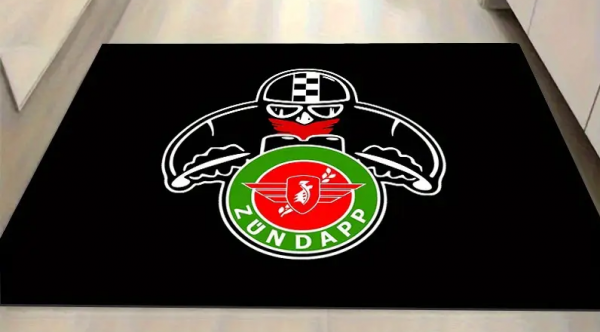 ZUNDAPP Vintage Motorrad-Matte 80 x 120 cm mit Logo und Fahrer als Moped design